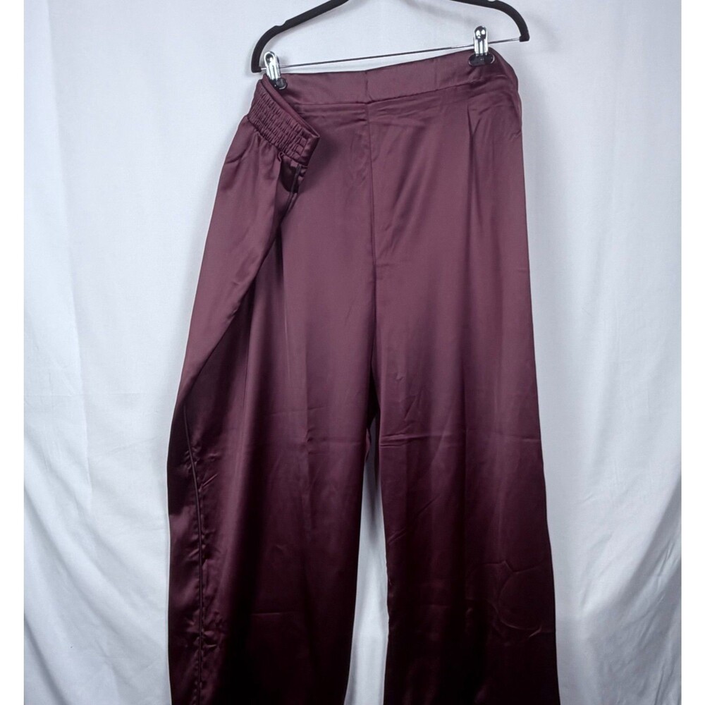 New With Tags Torrid Wide Leg Streaky Satin High Rise Pant Size 5 Short